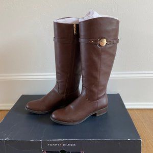 Tommy Hilfiger Women's Brown Boots w/ gold accents, tall